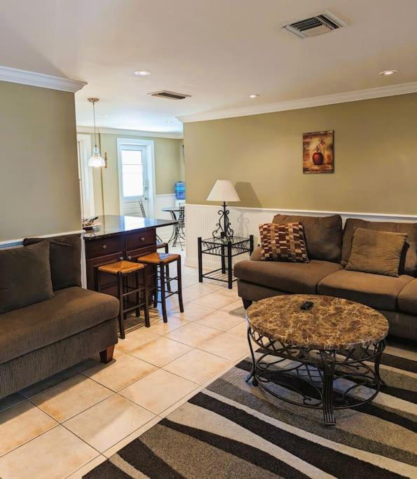 Vacation Home On Alligator Drive Woodmere Екстериор снимка